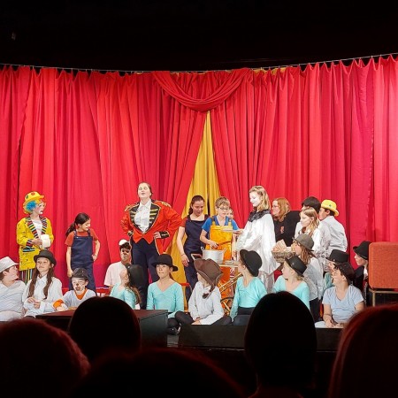 van Laetitia  55 - Toneelvereniging Plankenkoorts 